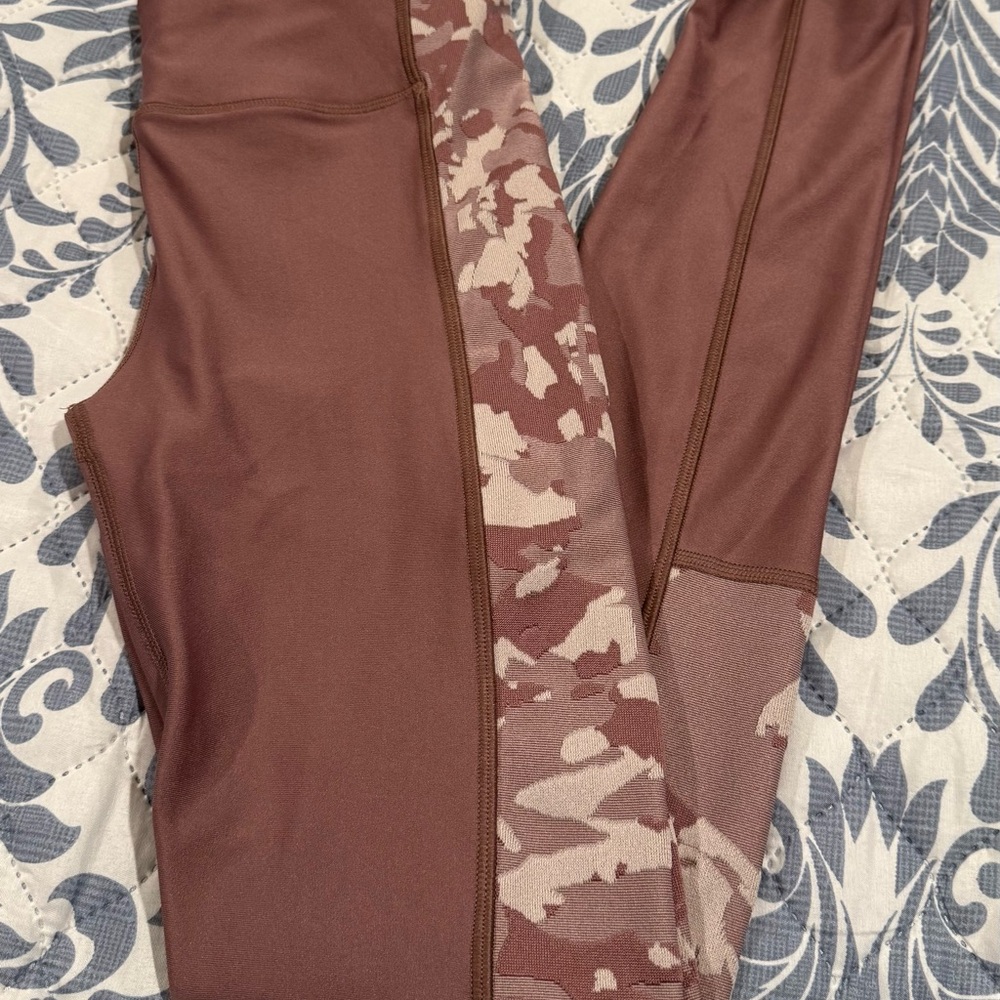 Under Armour Camo Accent Compression Leggings